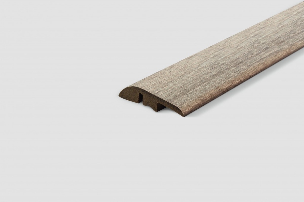 Nábehový HDF profil Egger P424 (2,4 m)