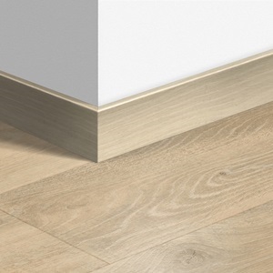 [6047] Parketová lišta - QUICK STEP / Soklová lišta / QSPSKR03545 77x14mm (2,4 m)